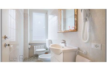 Italia Byt Peschiera del Garda, Esterno